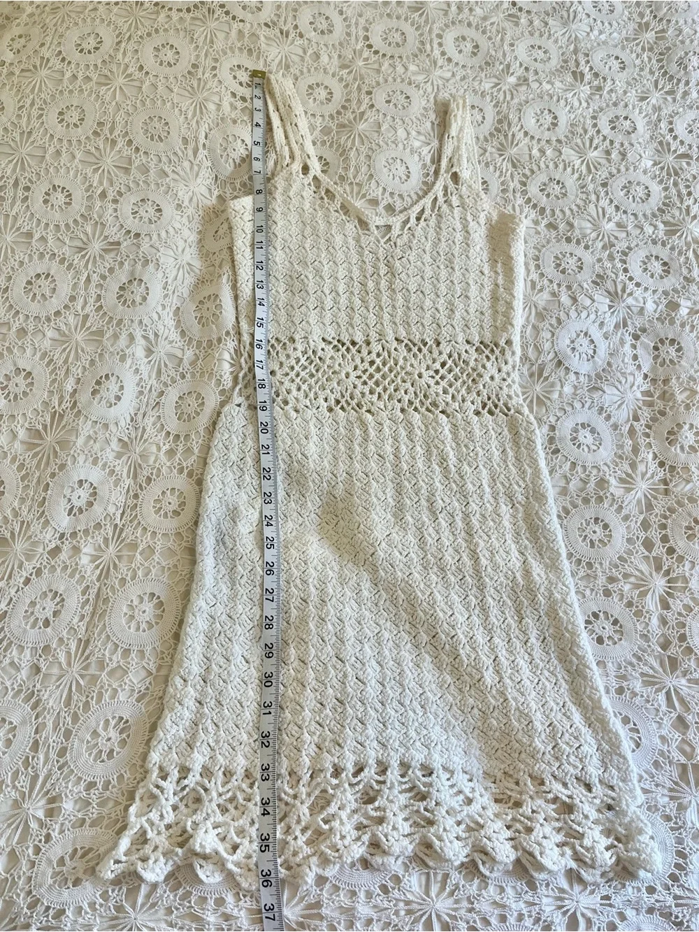 Vintage handmade white crochet sleeveless dress - Picture 5 of 7